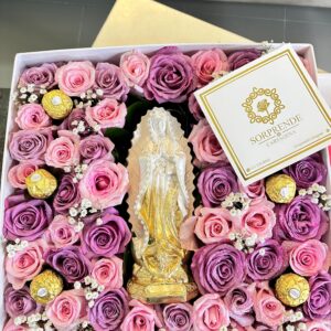 Caja de Rosas y virgen