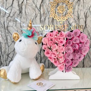 Corazón 3D y Unicornio