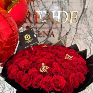 Toppe de rosas y globos